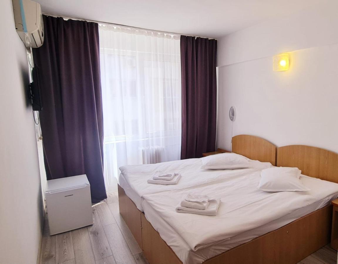 Hotel Victoria Яссы Экстерьер фото