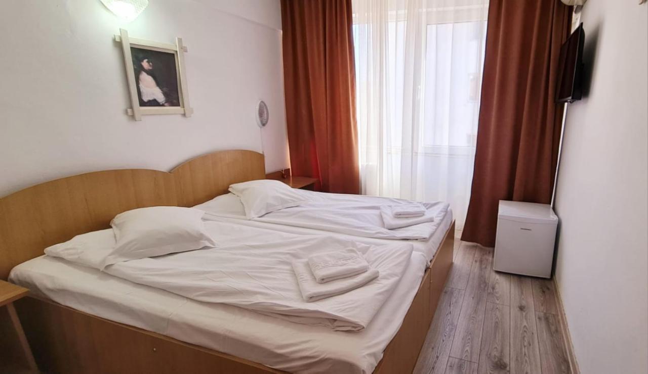 Hotel Victoria Яссы Экстерьер фото