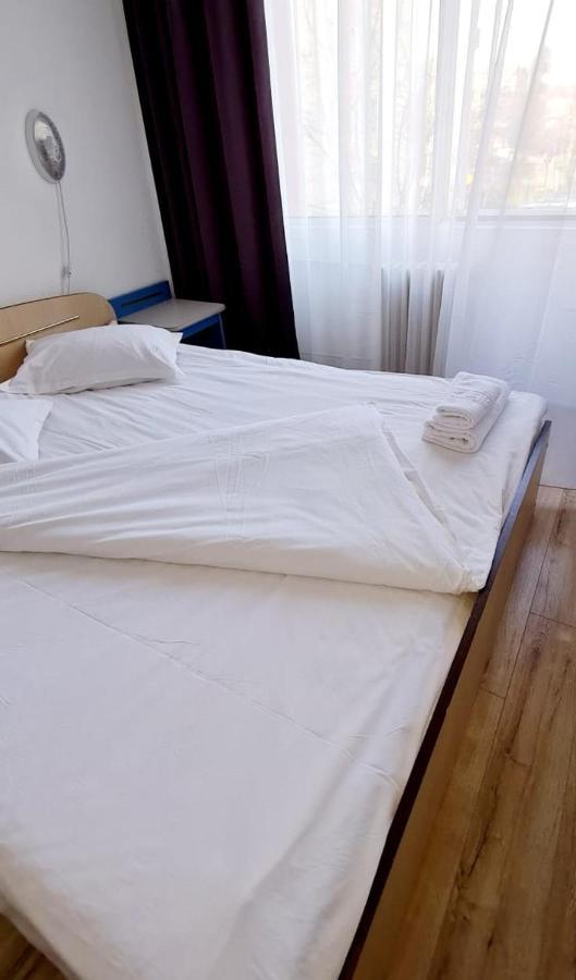 Hotel Victoria Яссы Экстерьер фото