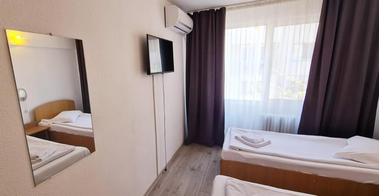 Hotel Victoria Яссы Экстерьер фото
